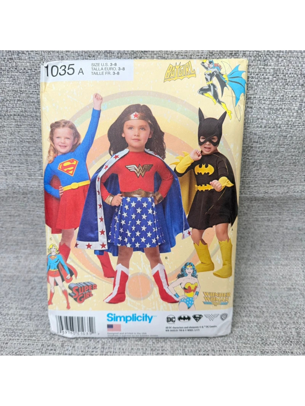 Simplicity 1035 DC Supergirl Wonder Woman Batgirl Costume Pattern Girl 3-8 Uncut